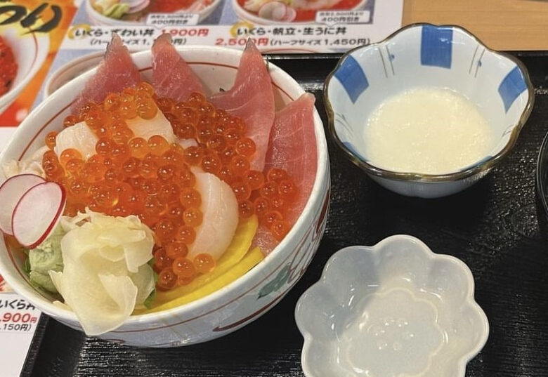 鮪・いくら・帆立丼