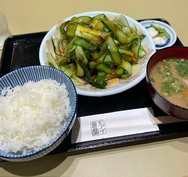 雲白肉（ウンパイロウ）定食