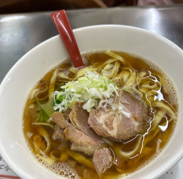 三ッ節の平打ち麺