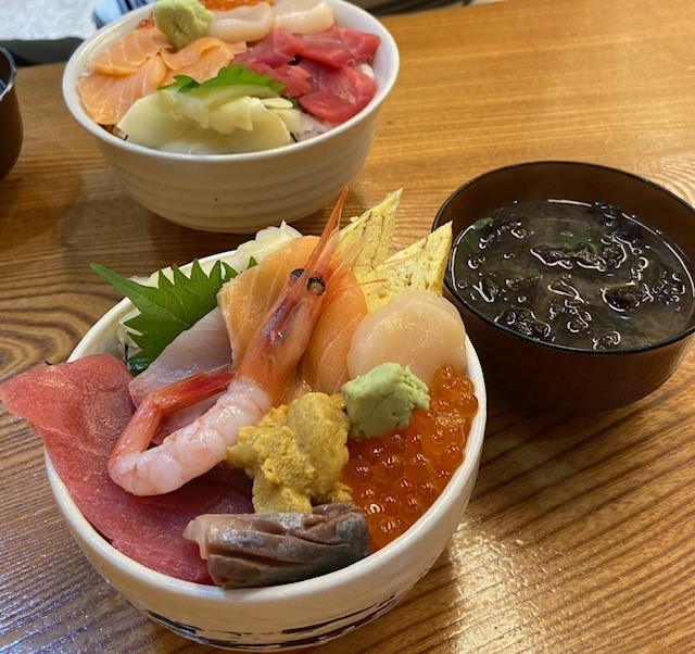 海鮮丼